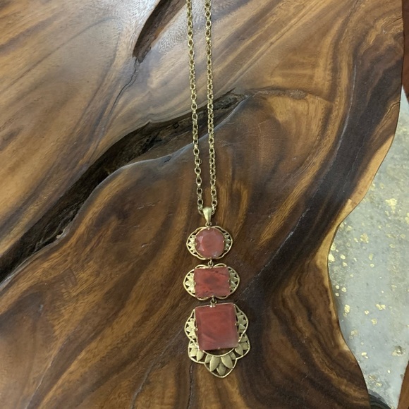 LG. brass necklace with pendant w/circular & square pink color dusted crystals. - Picture 3 of 4